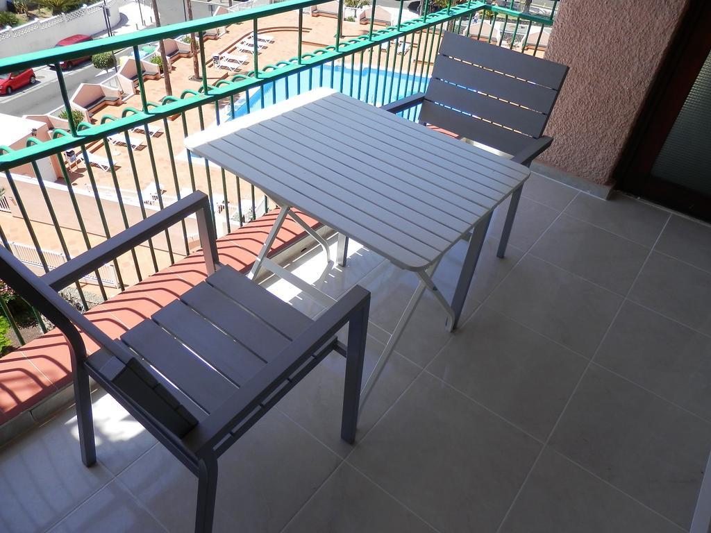 Apartamentos Acapulco Playa de las Americas  Exterior photo